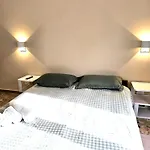 Happy Days House Apartment *